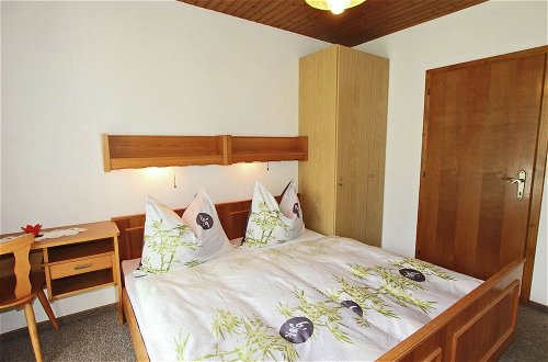 Photo 4 - Cozy Apartment in Aschau im Zillertal near Ski Lift