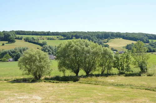 Photo 36 - Superb Holiday Home With Barbecue