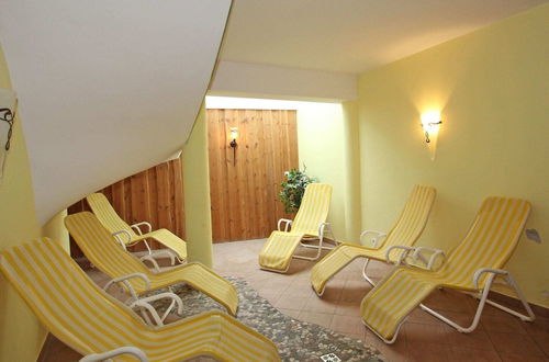 Photo 9 - Pleasant Apartment in Langenfeld With Sauna