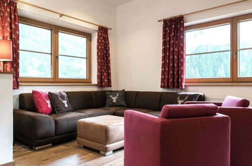 Photo 10 - Spacious Chalet near Ski Area in Saalbach-Hinterglemm