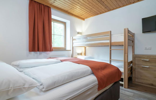 Luxurious Apartment in Saalbach-hinterglemm Near Ski Area - Photo 5