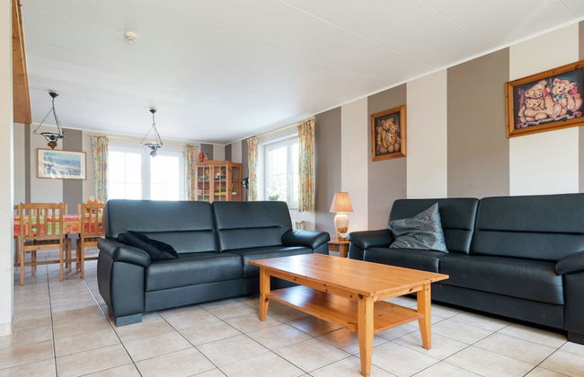 Spacious Holiday Home in Chodes With Sauna - Foto 9