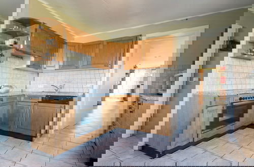 Photo 6 - Spacious Holiday Home in Chodes With Sauna