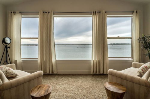 Photo 12 - Seagate: Starboard~coos Bay~premiere Property