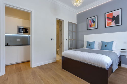 Foto 5 - Inverness Terrace Serviced Apartments by Concept Apartments