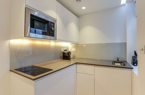 Foto 44 - Inverness Terrace Serviced Apartments by Concept Apartments