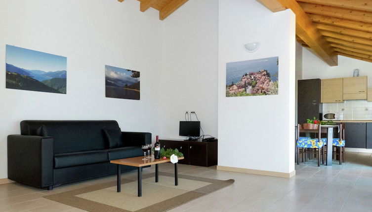 Foto 1 - Spacious Apartment in Vercana with Hot Tub