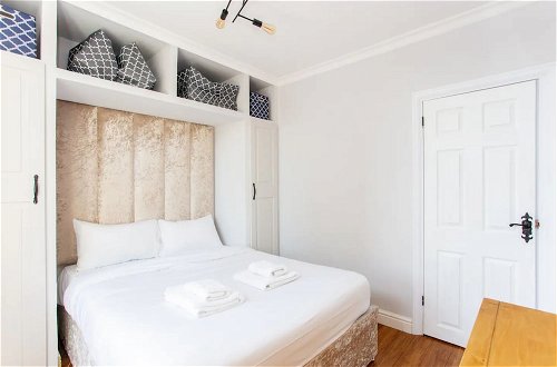Foto 5 - Stylish 2 Bedroom Apartment Near Regents Park