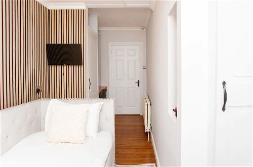 Foto 6 - Stylish 2 Bedroom Apartment Near Regents Park