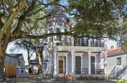 Photo 1 - Historic Garden Dist. Victorian Mansion