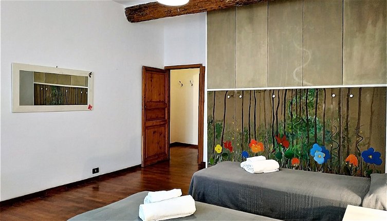 Photo 1 - City Centre Apartment in Genova grechierco - CasaViva