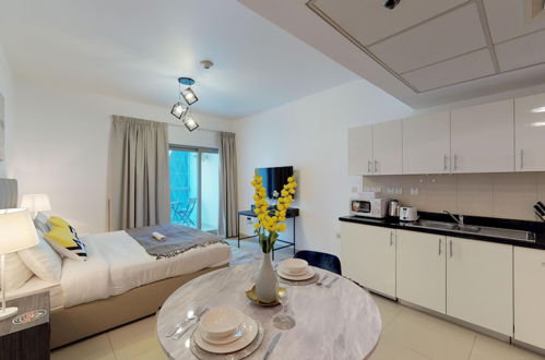 Photo 12 - Lux BnB Park Towers DIFC