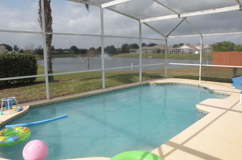 Photo 5 - Ov2487 - Hampton Lakes - 5 Bed 3 Baths Villa