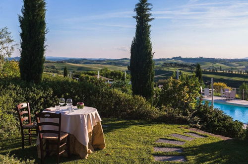 Photo 25 - Quaint Holiday Home in Florence Tuscany With Swimming Pool