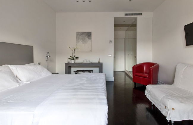 Xenia Guest House - Photo 2