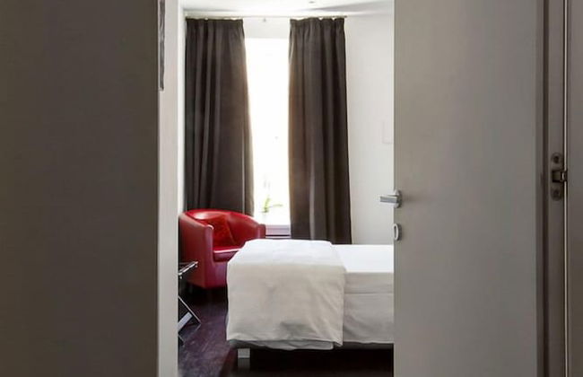 Xenia Guest House - Photo 12