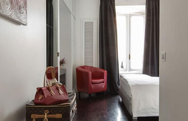 Xenia Guest House - Photo 10