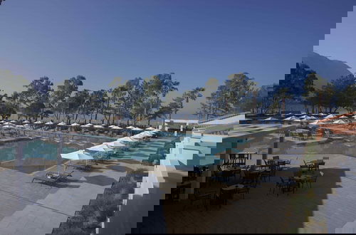 Foto 8 - Paleros Beach Resort