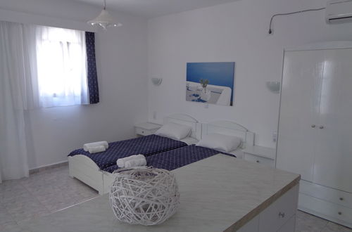 Photo 2 - Blue and White Studios & Apartments