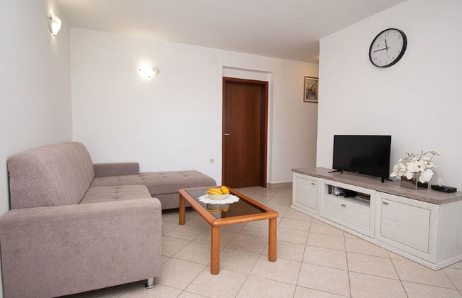 Modern Apartment Near the Beach in Istria - Photo 9