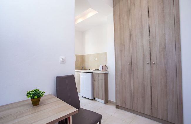 Stay Helios - Aparts & Pool Suites - Foto 43