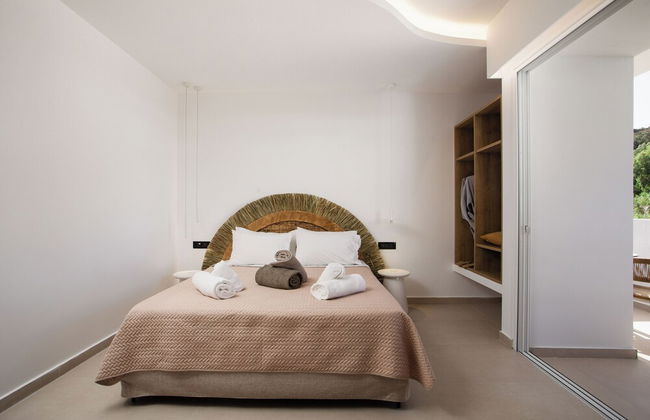 Stay Helios - Aparts & Pool Suites - Foto 24