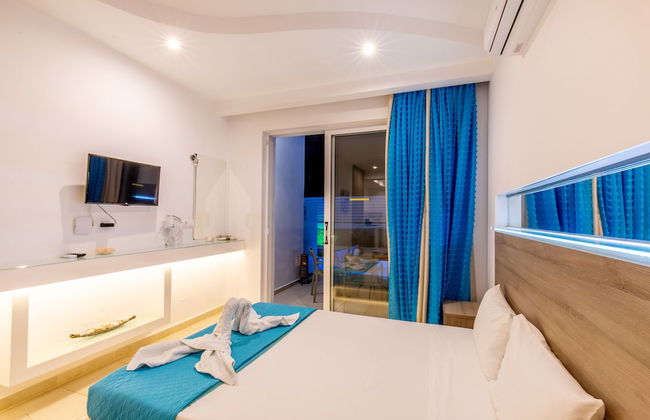 Stay Helios - Aparts & Pool Suites - Foto 9