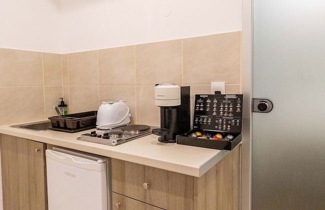 Stay Helios - Aparts & Pool Suites - Foto 42