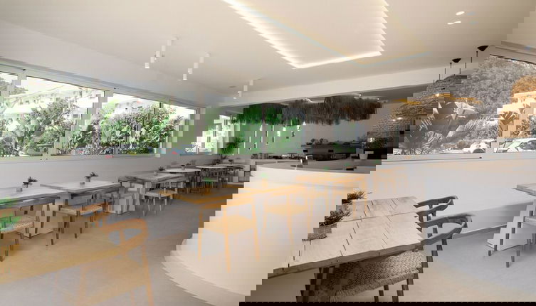 Foto 1 - Stay Helios - Aparts & Pool Suites
