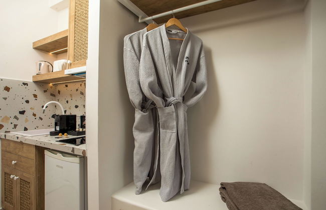 Stay Helios - Aparts & Pool Suites - Foto 38