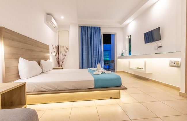 Stay Helios - Aparts & Pool Suites - Foto 11