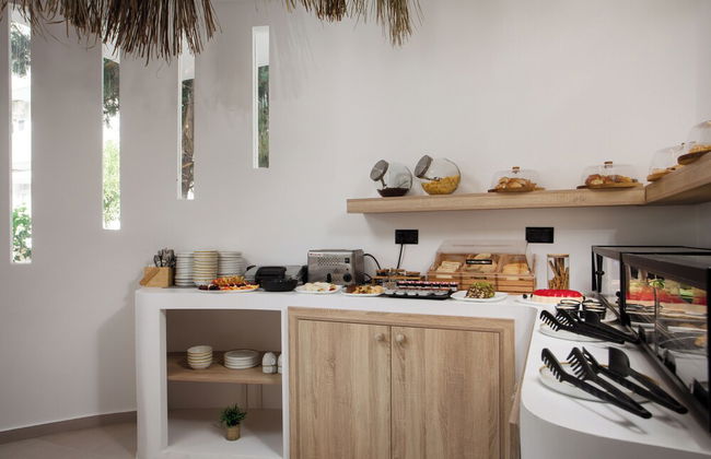 Stay Helios - Aparts & Pool Suites - Foto 67