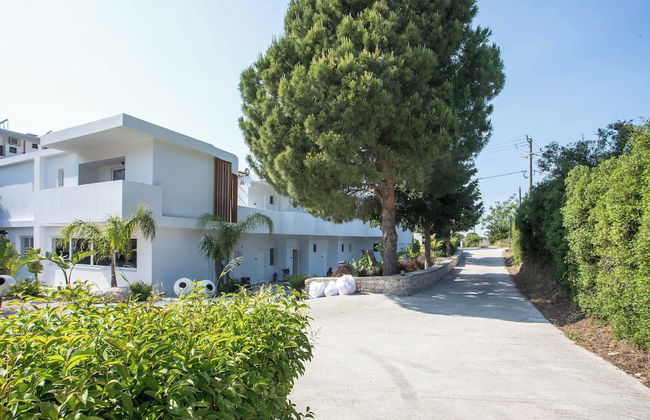 Stay Helios - Aparts & Pool Suites - Foto 80