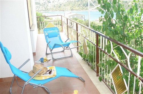 Foto 18 - Neat Apartment in Vinisce With Magnificent sea and Beach Within Walking Distance