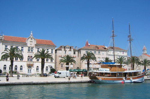 Photo 37 - Nice Apartment With Shared Swimming Pool Near the Beach and Trogir