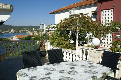 Photo 12 - Charming Apartment in Vinisce With Jetty