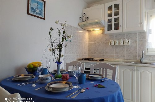Photo 8 - Neat Apartment in Vinisce With Magnificent sea