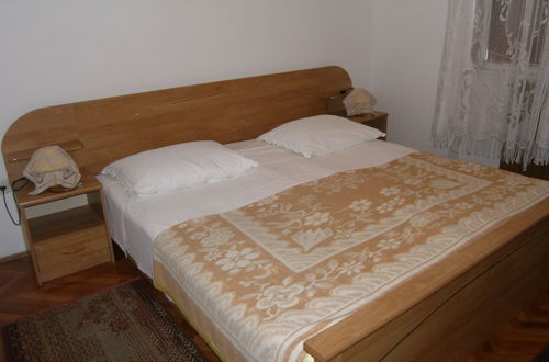 Photo 3 - Cozy 4 Person Apartment Marija