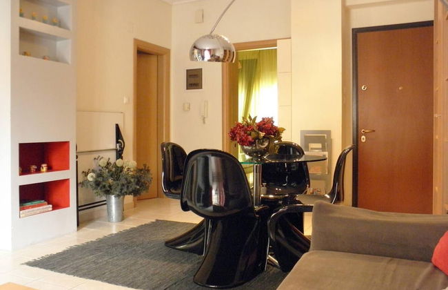 Cozy and Modern Apartment Centrally Located - Foto 1