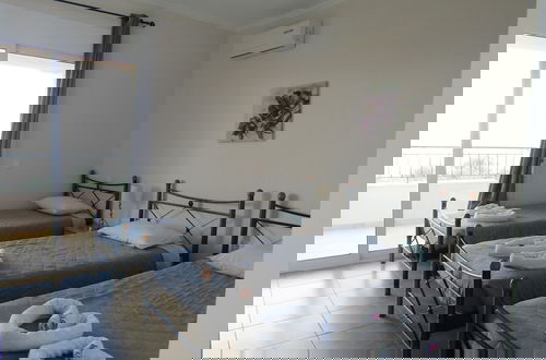 Photo 23 - Barbati Beach Apartments