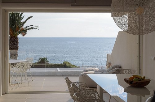 Photo 20 - Luxurious Beachfront Villa Maira