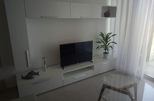 Photo 7 - The Edge Apartment