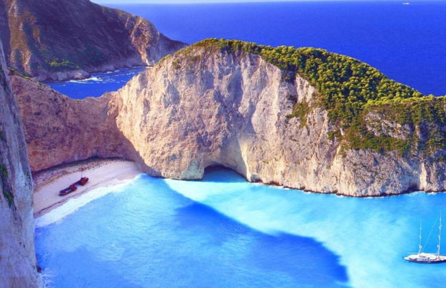 Villa in Zakynthos With Private Pool & Views - Photo 21