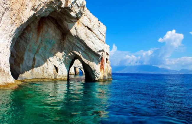 Villa in Zakynthos With Private Pool & Views - Photo 39