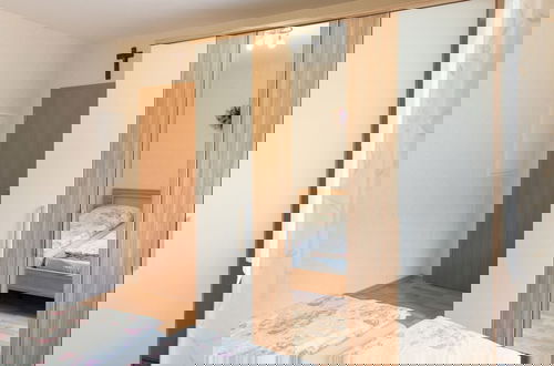 Foto 5 - Apartment With Terrace and View