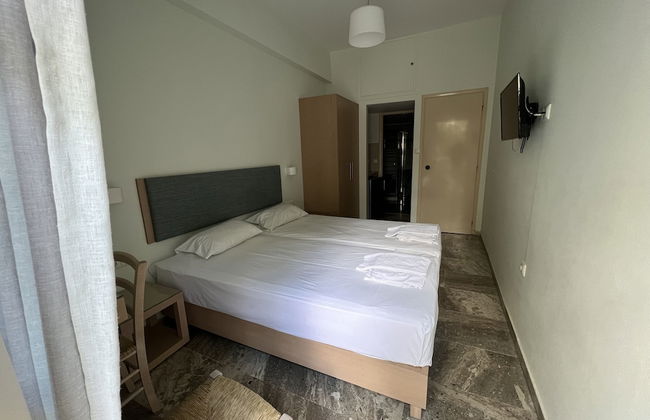 Neapolis Rooms & Apartments - Photo 10