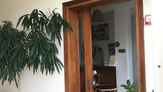 Check-in-/Check-out-Schalter