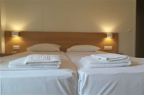 Photo 6 - Neapolis Rooms & Apartments