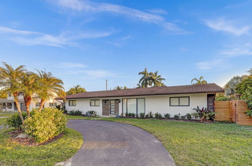 Photo 40 - Renovated 5 Br Home with Heated Pool