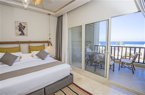 Photo 30 - Outstanding Sea View-Azzurra Apartments